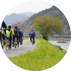 旭川サイクリング 桜のトンネルを駆け抜けてノスタルジックな町並みまで。