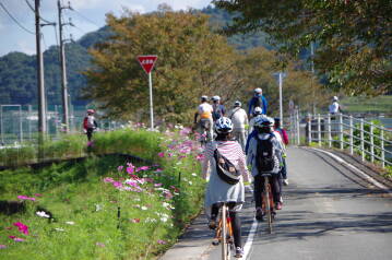 《自転車でお散歩！》真庭で散走サイクリング2023～コスモス＆秋のカフェ巡り散走～